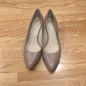 Khaki leather wedges